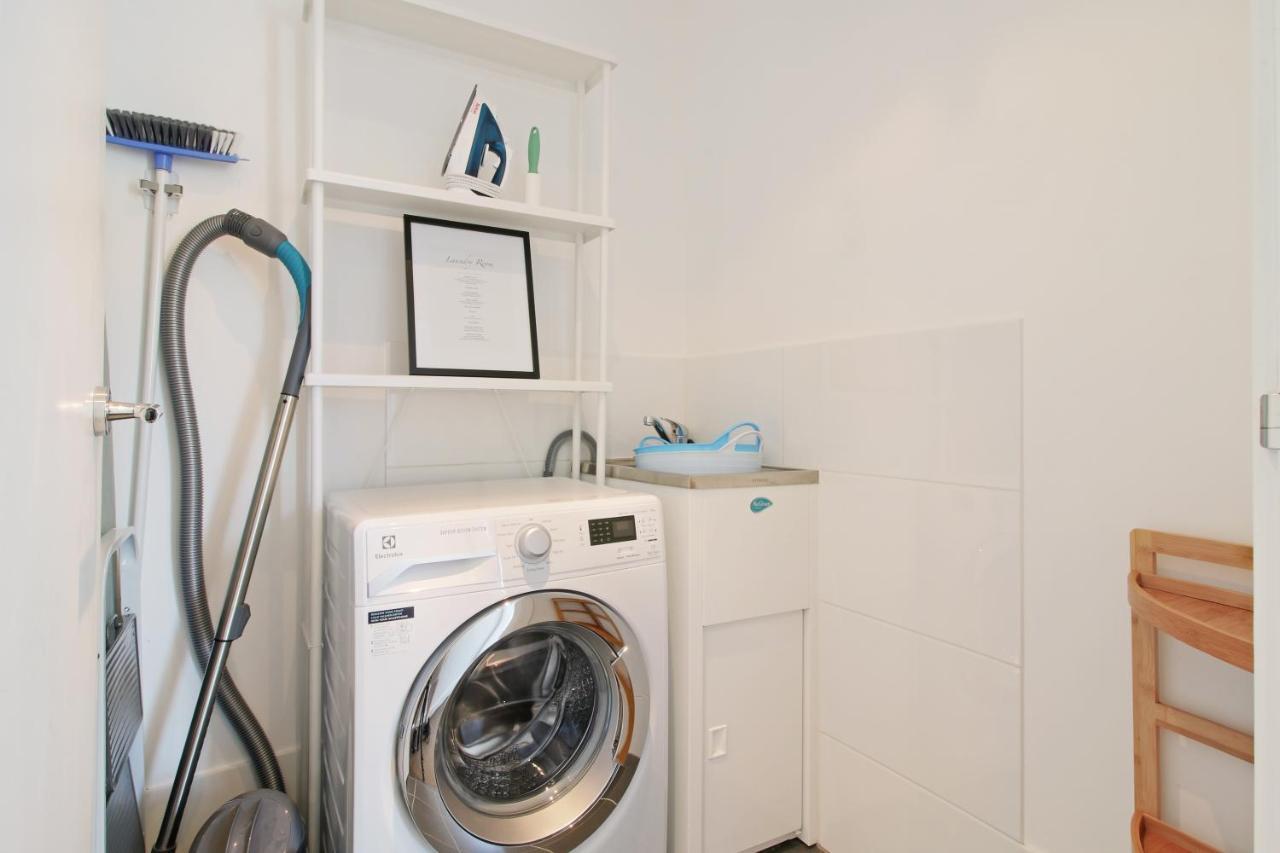 Lux 2Br Apt On Hindmarsh Sq-Pool-Gym-Sauna-Parking Adelaide Eksteriør billede